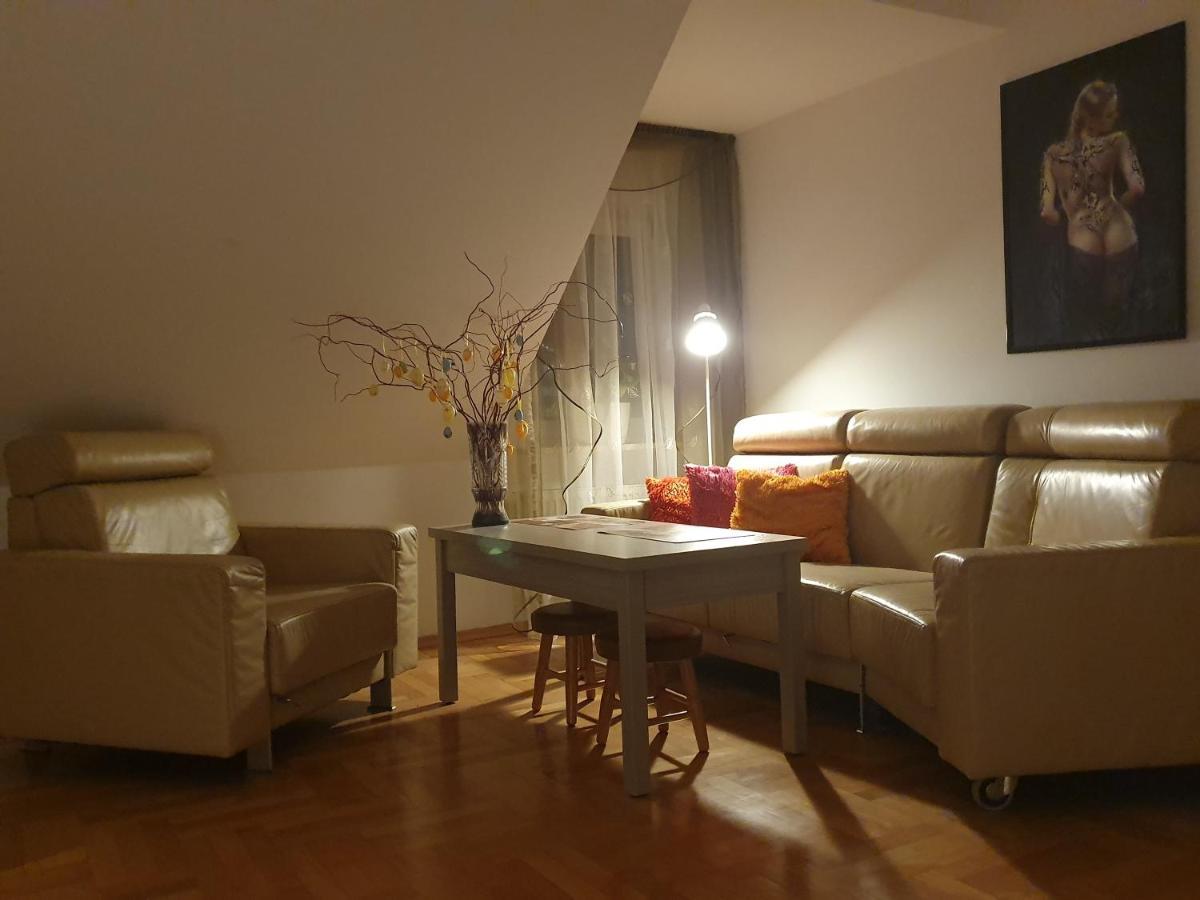 Mieszko Rooms Legionowo Exterior photo